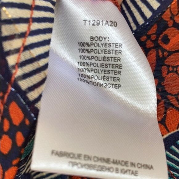 Beautiful Breezy Flowy Blouse By Molly Bracken - Picture 6 of 7